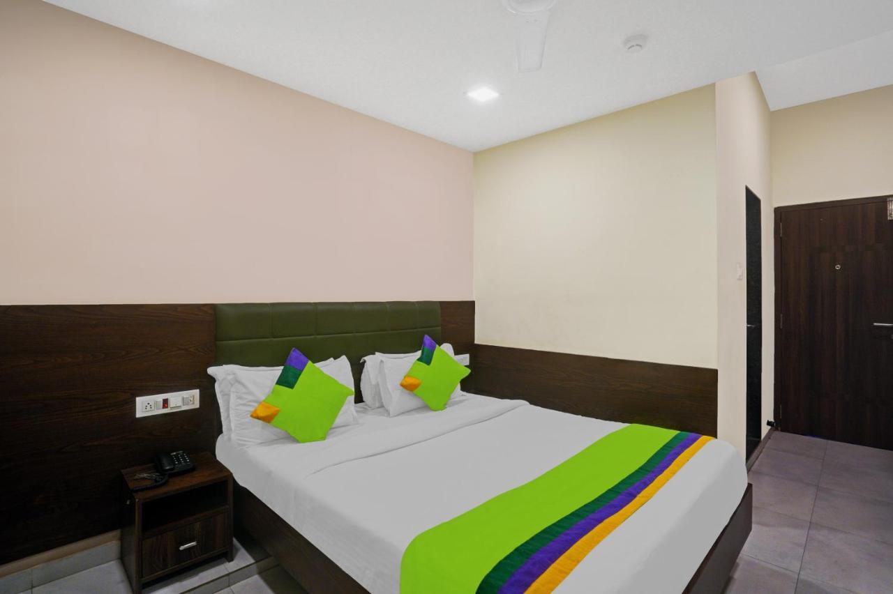 Greenotel Rooms Hazira, Surat Exterior foto