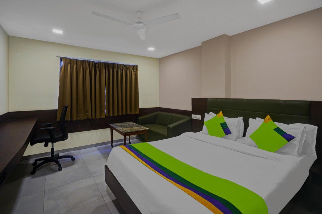 Greenotel Rooms Hazira, Surat Exterior foto