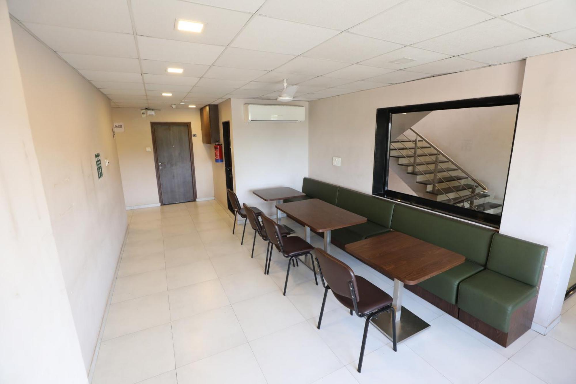 Greenotel Rooms Hazira, Surat Exterior foto
